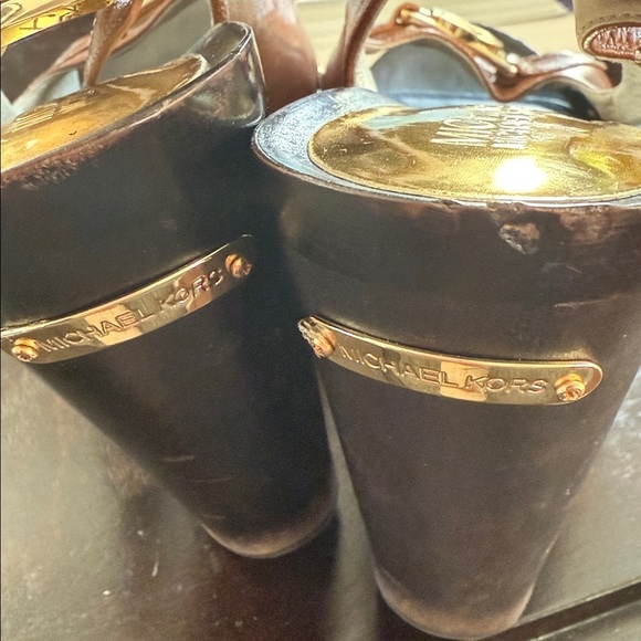 Michael Kors Tan Leather Slingback Sandals Heels Gold Designer sz 9 shoes camel - Picture 7 of 10